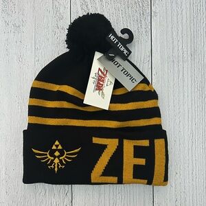 NWT Zelda Beanie - tk